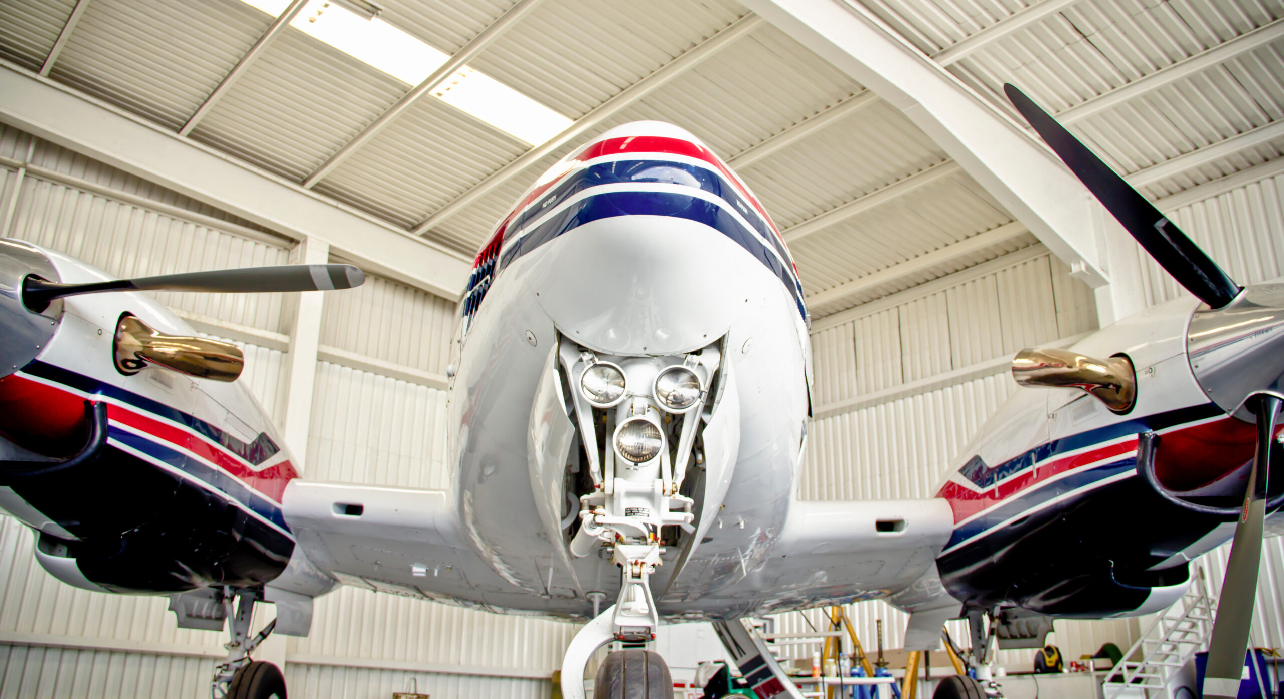 What You Should Know About King Air Aircraft Landing Gear and the 6-Year Inspection 